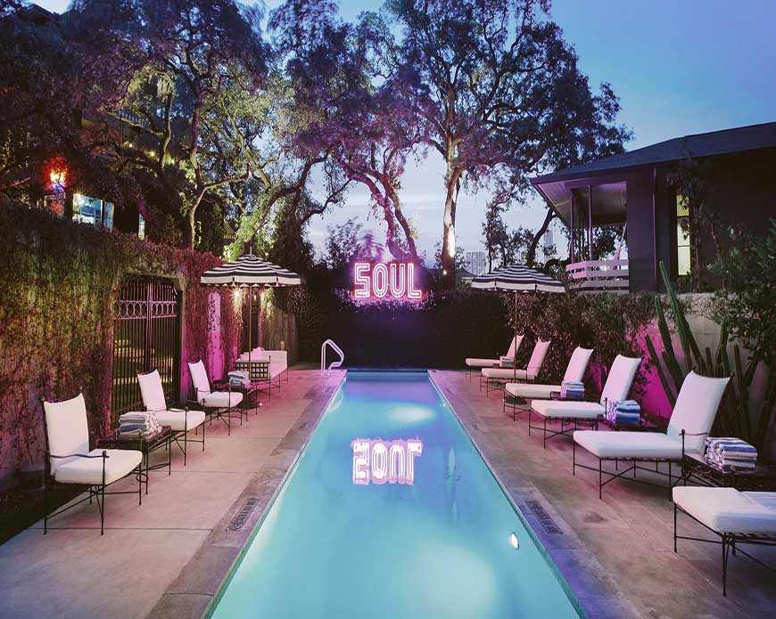 🎨 5 Must-Experience Art Hotels in Austin, Texas